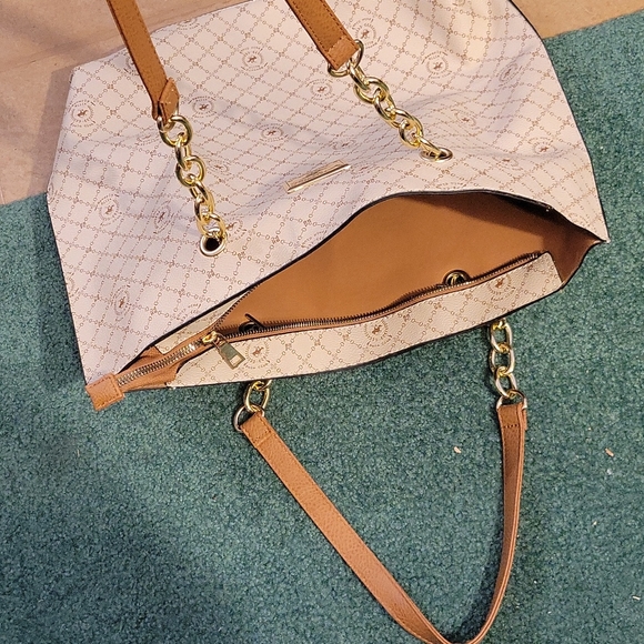 Beverly Hills Polo Club    Shoulder Bag - Picture 3 of 5